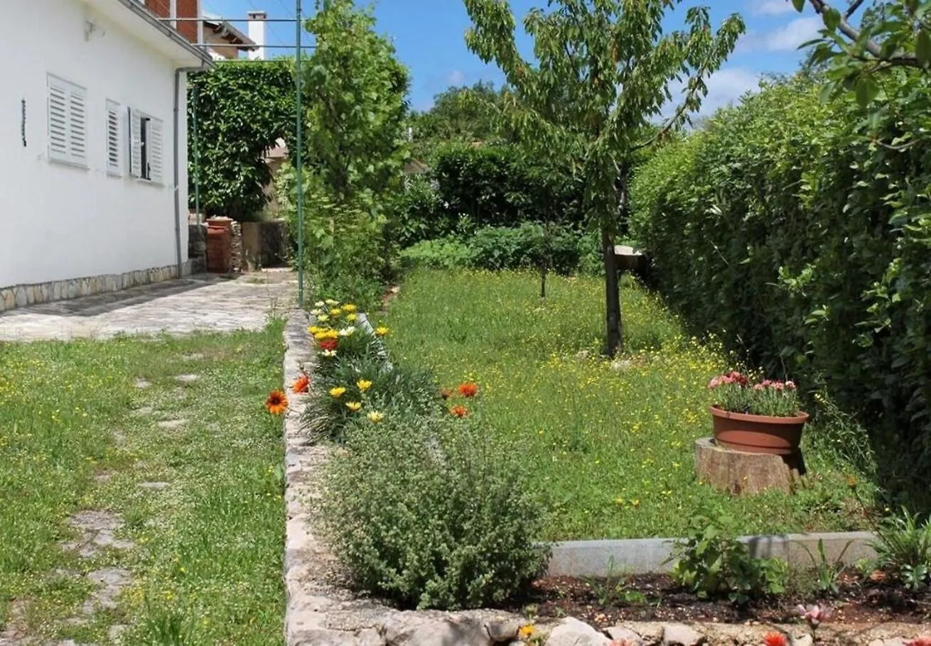 Apartment Ljerka Malinska